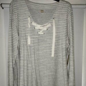 St John's Bay Top women's XL Gray/Ivory Stripe Long Sleeve New w/Tags
